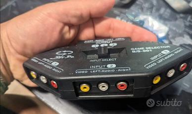 Switch RCA 3 porte INPUT 1 output