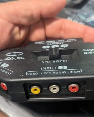Switch RCA 3 porte INPUT 1 output