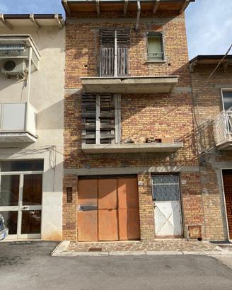 Casa singola nel comune di fresagrandinaria