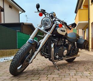 Triumph Speedmaster 865