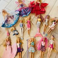 Barbie bambole, vestiti, nave, armadio aldettaglio