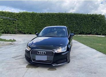 Audi A1 sportback allestimento admired