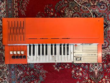 Bontempi 105 Electric Chord Organ - Vintage