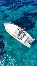 Barca walkaround CAD 22 -Motore 175 cv 2021