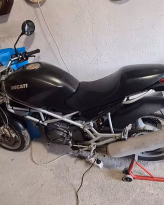 ducati monster 600 dark 2000