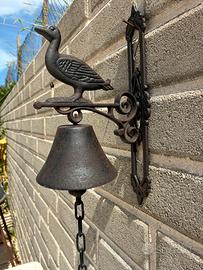 Campana antica bella e particolare