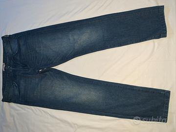 Jeans denim