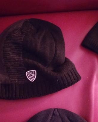 cappelli Armani e lacoste
