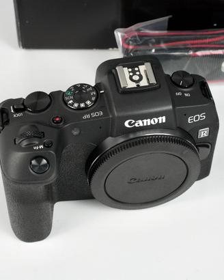 Canon Eos RP full frame 22.000 scatti