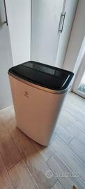 Condizionatore portatile Electrolux A+ 12000BTU