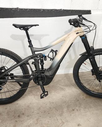 MTB Full Giant Reing  X2 