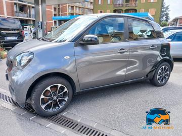 Smart forfour 1.0 Fidaty 71 cv *NEOPATENTATI*