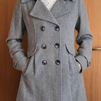 Cappotto donna grigio corto svasato