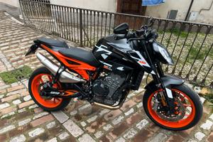 KTM 890 GP DUKE