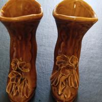 Coppia di stivaletti in ceramica vintage