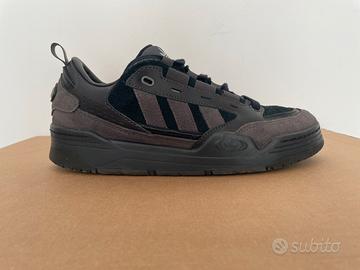 Adidas ADI2000 “Triplo Nero” Sneakers