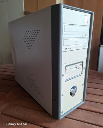 Pc desktop datato