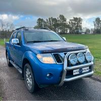 Nissan Navara 3.0 dCi 4 porte Double Cab LE V6