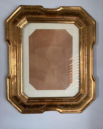 Cornice antica fine 800 in foglia d’oro legno mas.