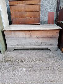 Cassone antico primo '700