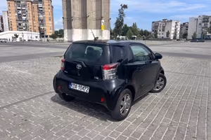 Toyota iQ 1.0