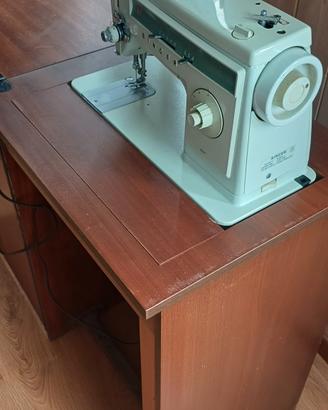Macchina da cucire vintage SINGER 507 