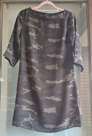 Vestito di MOTIVI con fantasie militari