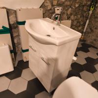 lavandino nuovo con mobile 