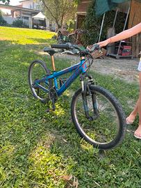 Mountainbike bambino/a taglia 24