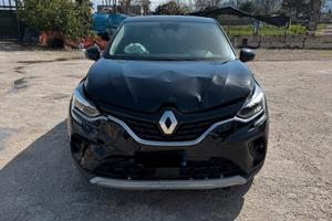 Renault Captur Ful Hybrid E-tech 145cv Rive Gauche