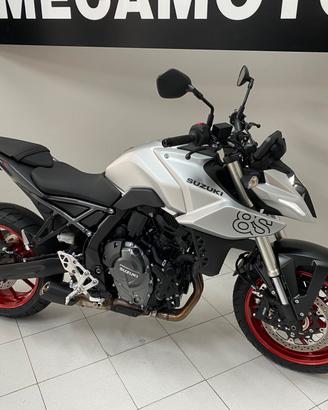 Suzuki GSX-8S 2025