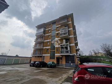 3 LOCALI A VILLAFRANCA D'ASTI