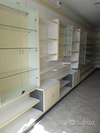 scaffali in metallo componibili 