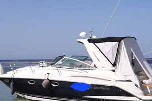 Monterey 335 sport yatch