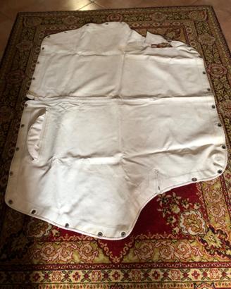 Triumph tr3, tonneau cover