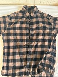 Maglia in flanella streetswear della Uniqlo