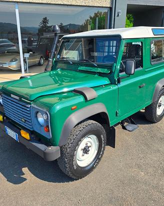 Land Rover Defender 90 2.5 Td5 Station Wagon E