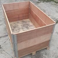 Sponde e collari per casse da imballaggi, adeguate