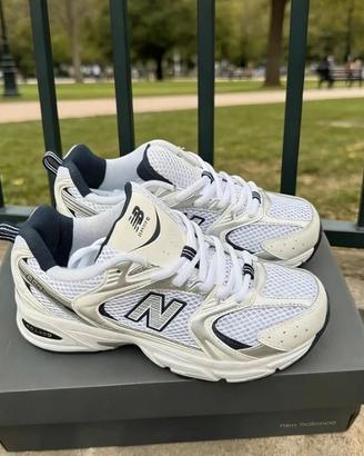 New Balance 530 Uomo 40 Bianche Blu Nuove