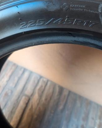 4 pneumatici invernali Hankook 17" (225 45 R17) 