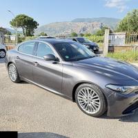 ALFAROMEO GIULIA BUSINESS navi pelle clima