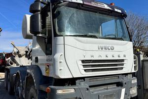 IVECO Magirus Trakker A410T/E4 - 8X4