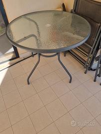 Tavalo da esterno con 2 sedie