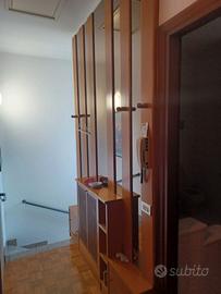 Specchiera a parete per ingresso con vani