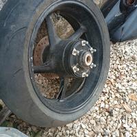 ruota posteriore Yamaha r1 