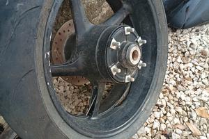 ruota posteriore Yamaha r1 