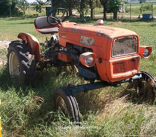 TRATTORE AGRICOLO FIAT 215