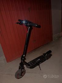 Monopattino elettrico iscooter i10