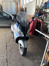 Aprilia 250 scooter