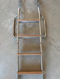 Scaletta laterale per gommone o barca